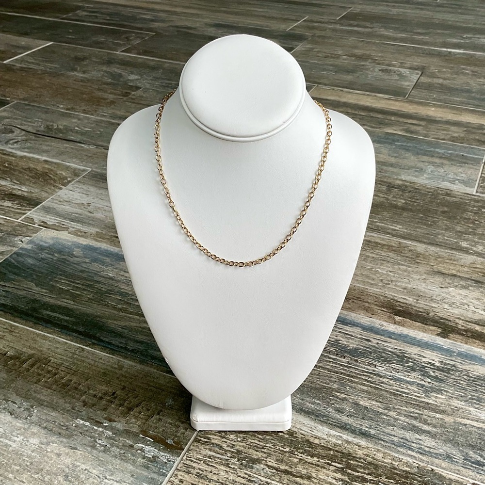 Elegant Gold Chain Necklace
